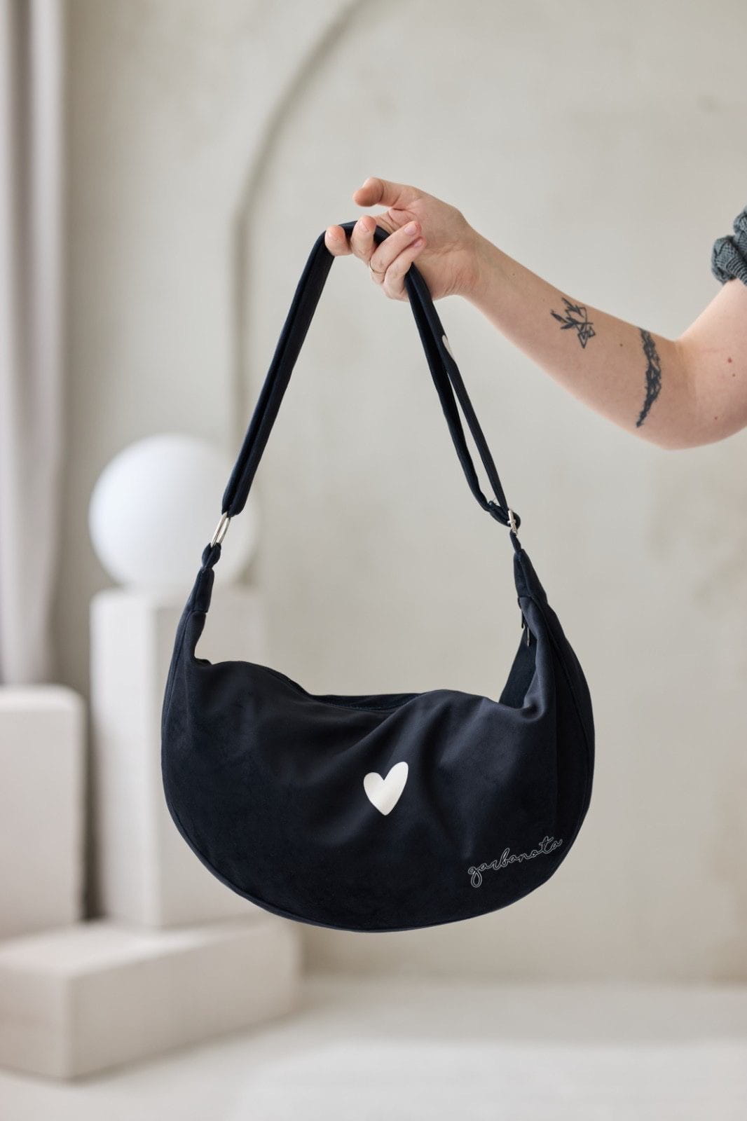 Selected product image