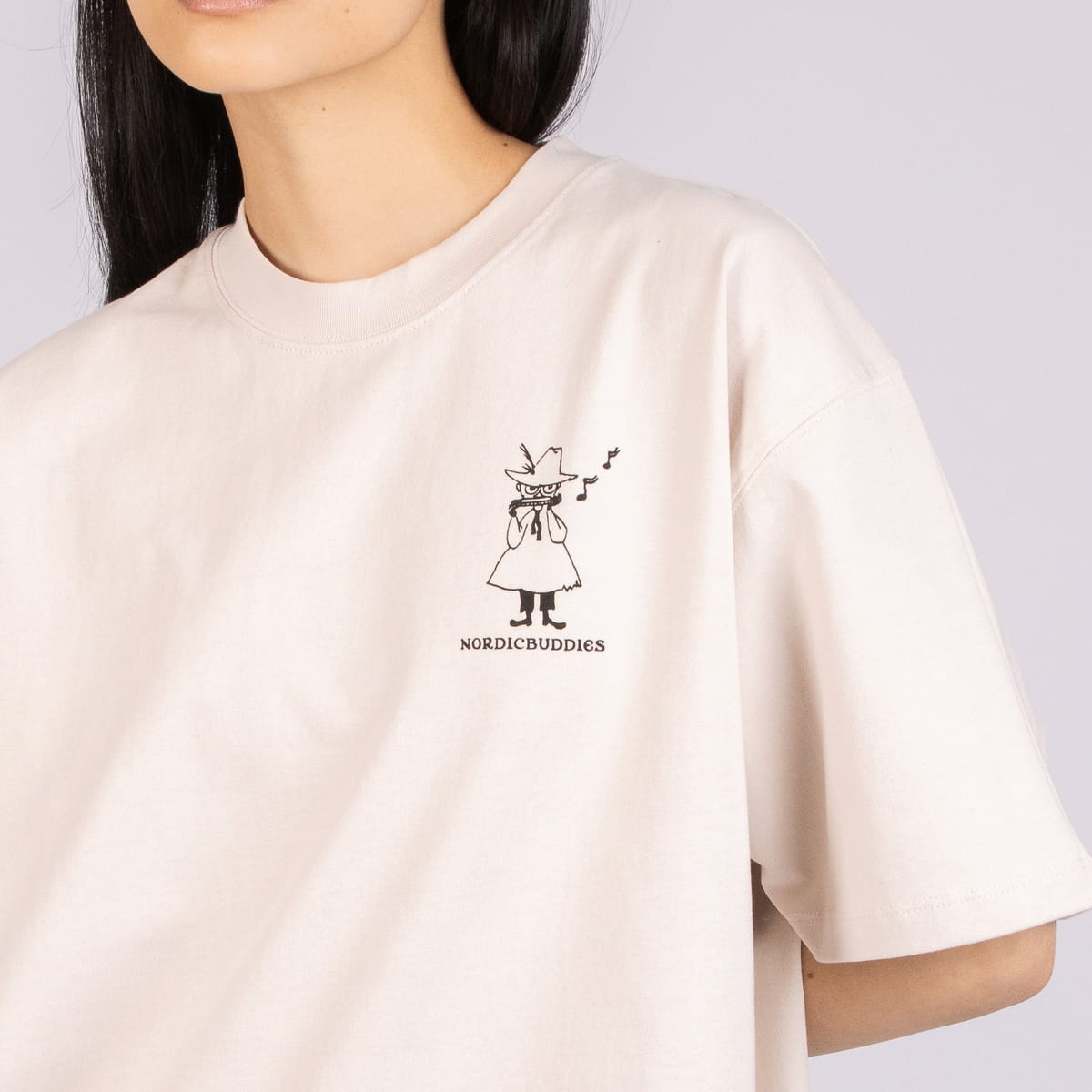 Novels Unisex T-Shirt - Beige | Hertwill
