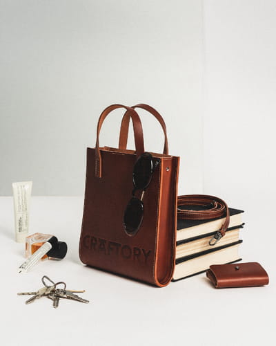Bold Bucket Handbag - Cognac