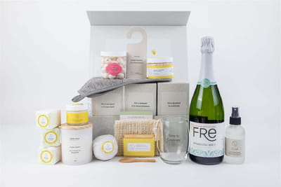 Congratulations Gift Box of 12 Items