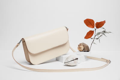 Leather Handbag Model Baguette with Two Straps - Cookie