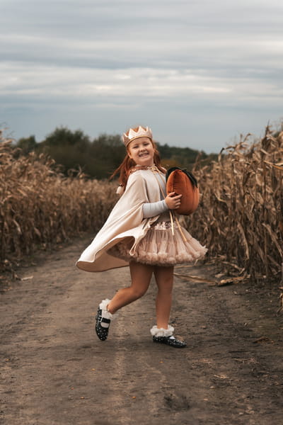 Magic Cape Costume - Cream Pearl