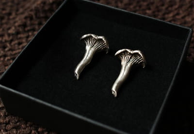 Сhanterelle Mushroom Earrings - Silver