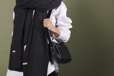 Model Sling - Black