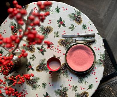 Christmas Motive Golden Pine Round Tablecloth